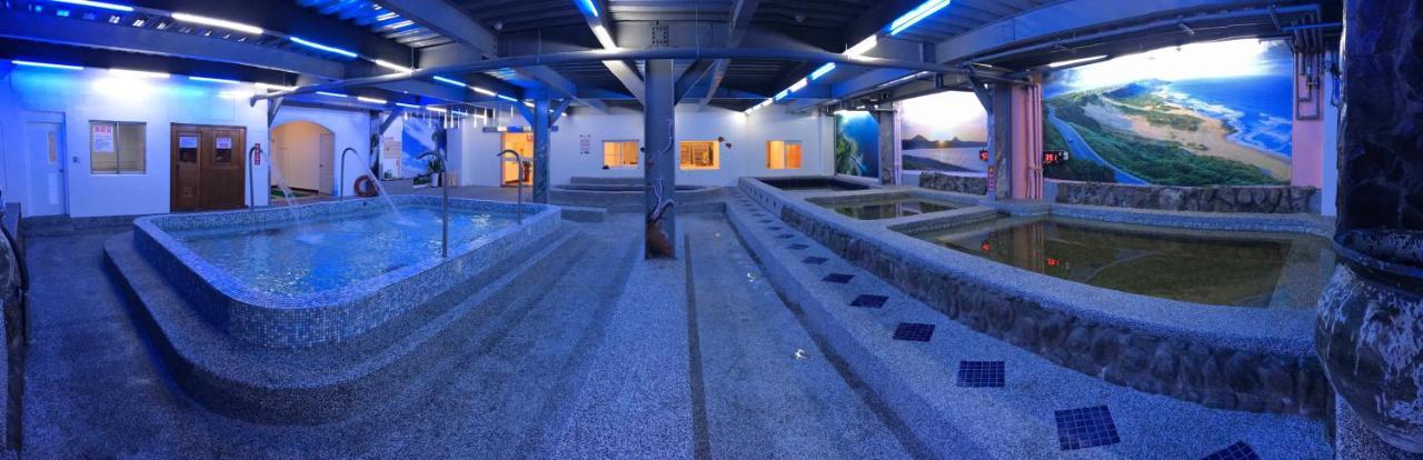 Kenting Maldives Hotspring Hotel Heng-ch'un Extérieur photo